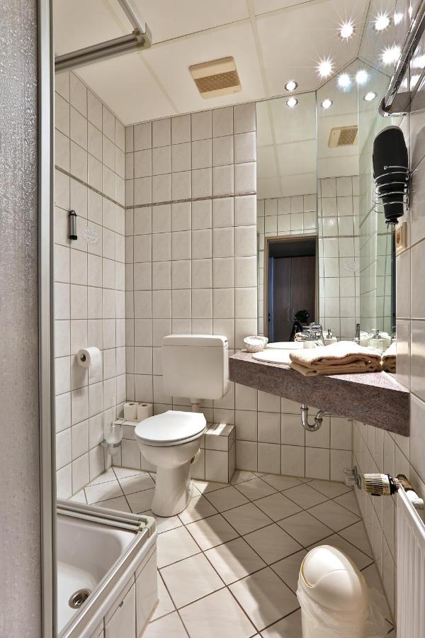 Hotel Stadt Kamen Luaran gambar